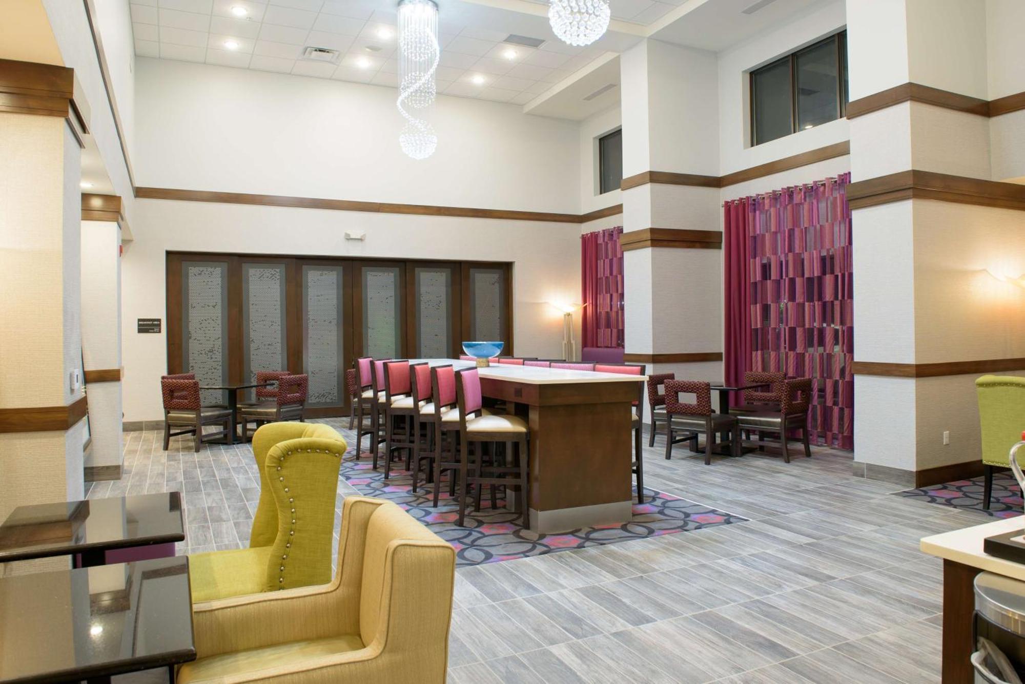 Hampton Inn & Suites Bay City Exterior photo